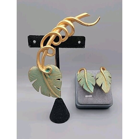 Givenchy 1980s Lilly Of Valley Leaf Brooch &  Clip On Earring Gold Plated Rare - Picture 1 of 16